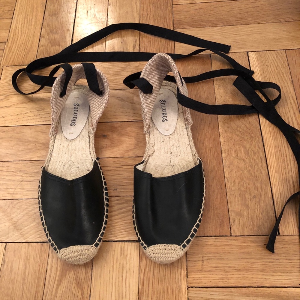 🖤 Soludos Barely Worn Lace up Espadrilles